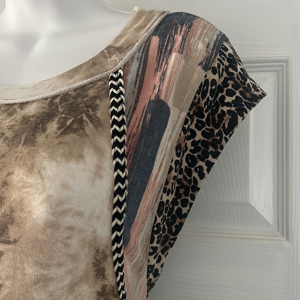 Ces Femme Mixed Pattern Top - Picture 3 of 6